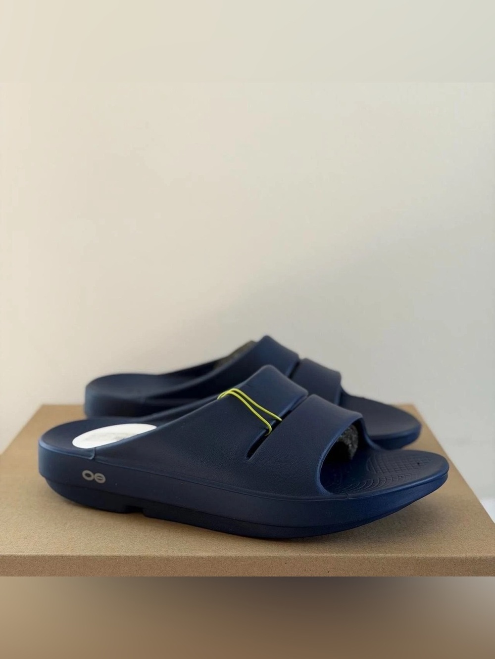 Oofos OOahh Unisex Slide Sandal in Navy, Size 10 Women / 8 Men